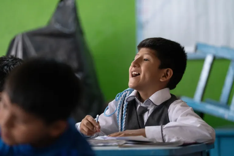 Hansel Mauricio Z&aacute;rate asiste a clase en una escuela de Ayacucho, Per&uacute;. 