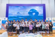 Group photo at the storytelling workshop in Vientiane Capital.