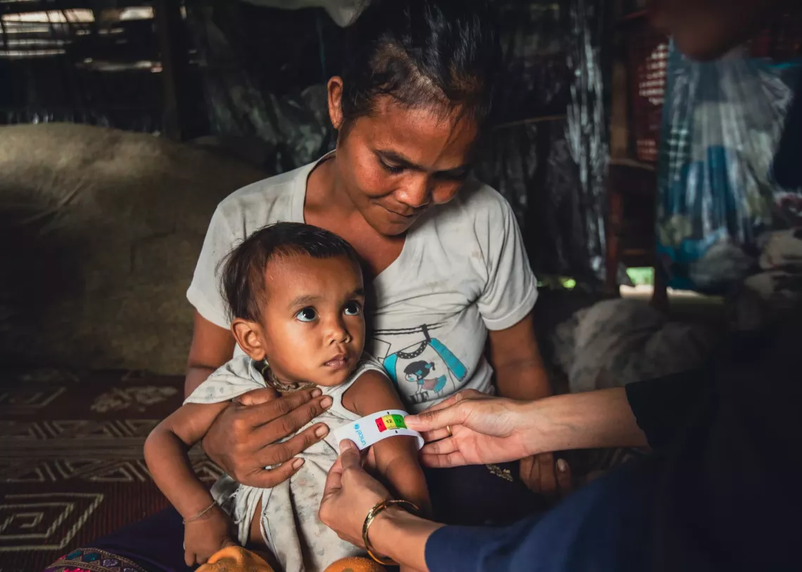 Souksamay and her daughter