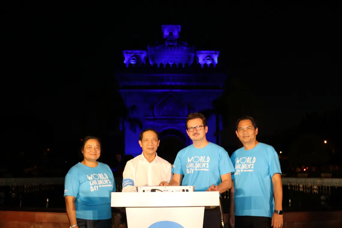 Laos goes blue in support of children&rsquo;s rights