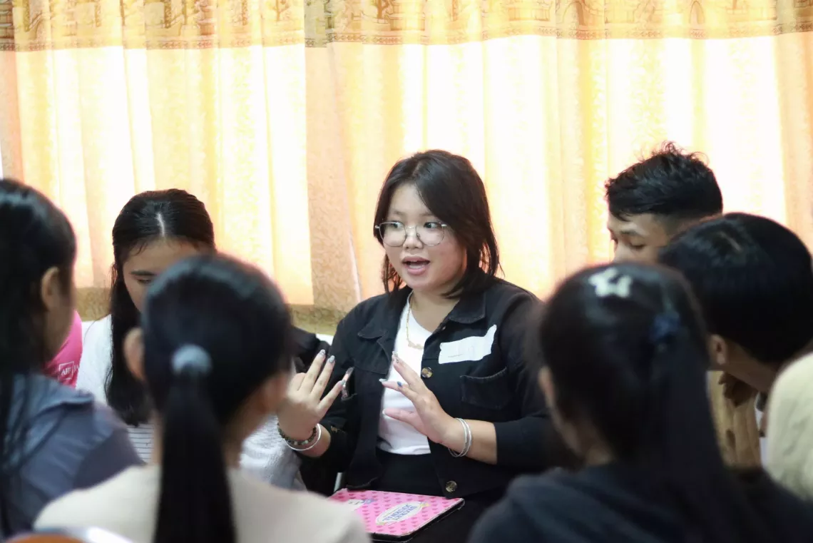 Phoyphaylinh, from Savannakhet province, Lao PDR