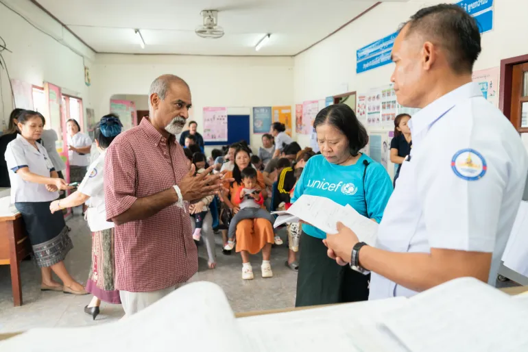 Mr. Wijesekera witnessed health support to children and mothers in a local hospital.