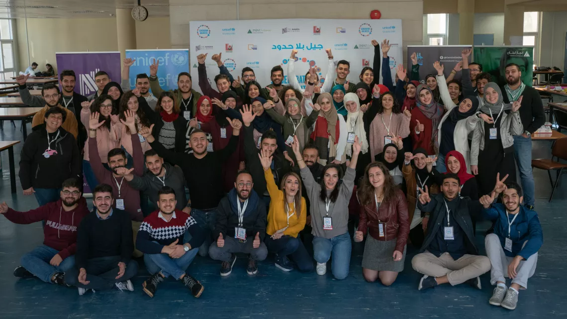 Youth in innovation labs taking group photo 