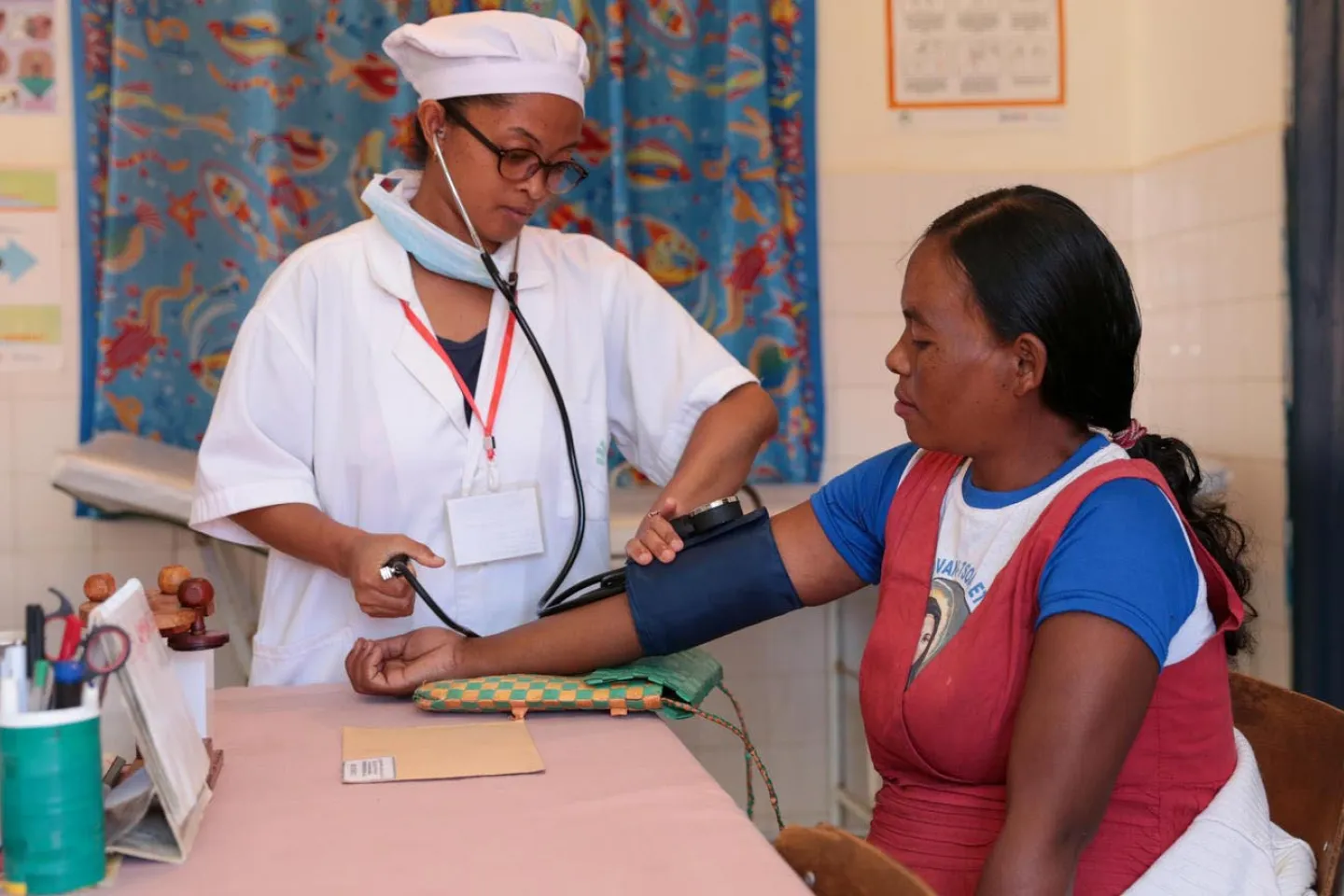 Tojonirina Faramirana Stella practicing fourth prenatal visit to Raveloarisoa Lydia in the health center of Ambanitsena.
