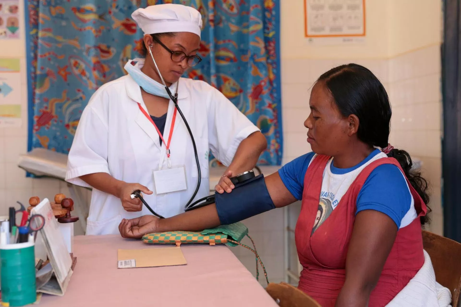Tojonirina Faramirana Stella practicing fourth prenatal visit to Raveloarisoa Lydia in the health center of Ambanitsena.