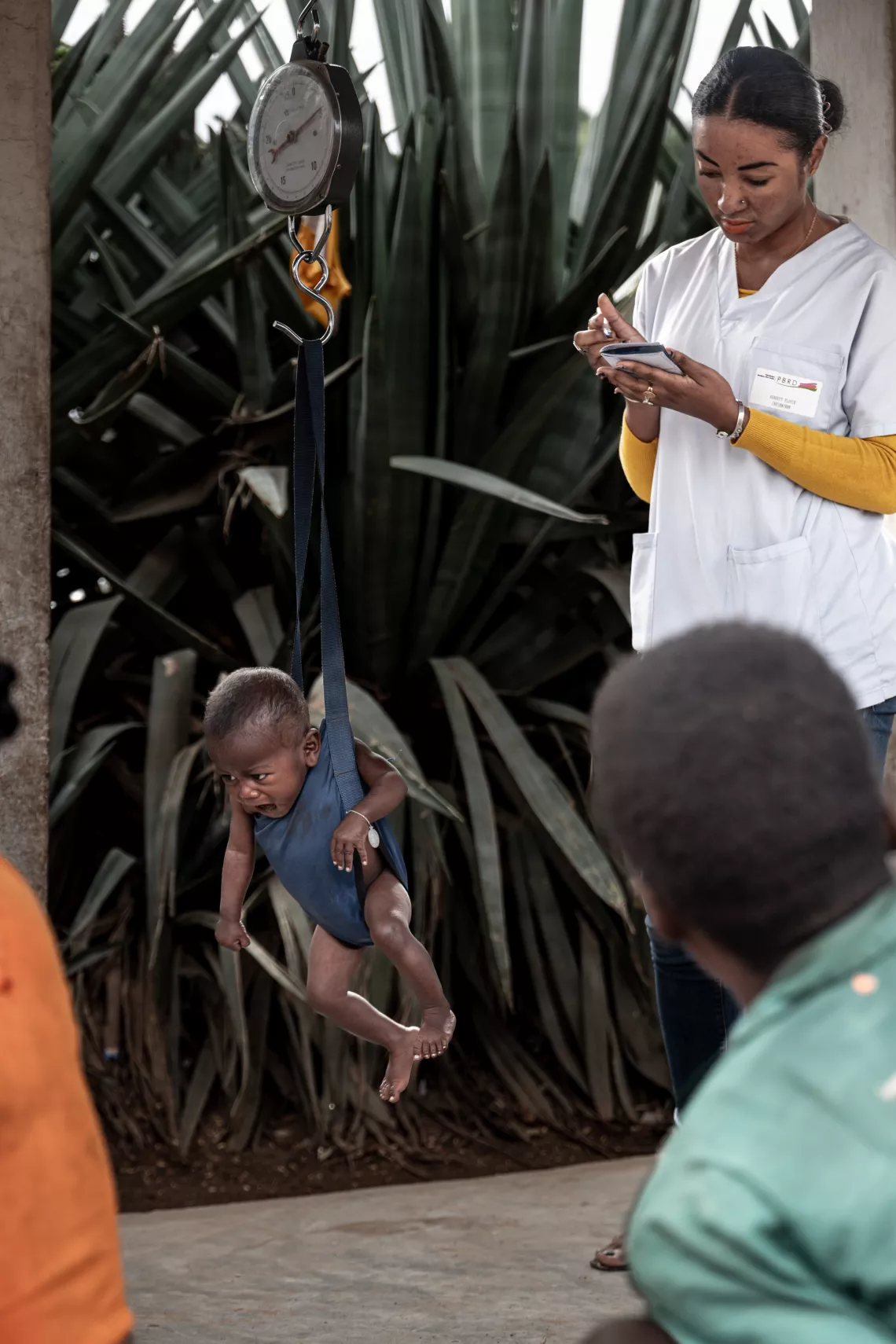 Pes&eacute;e et suivi m&eacute;dical d'enfant atteint de malnutrition