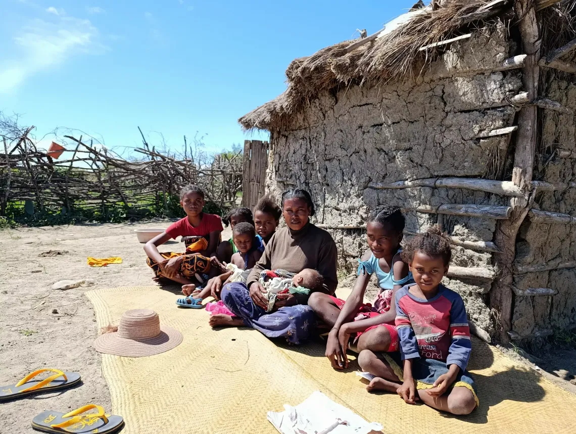 FILIANE et ses sept enfants