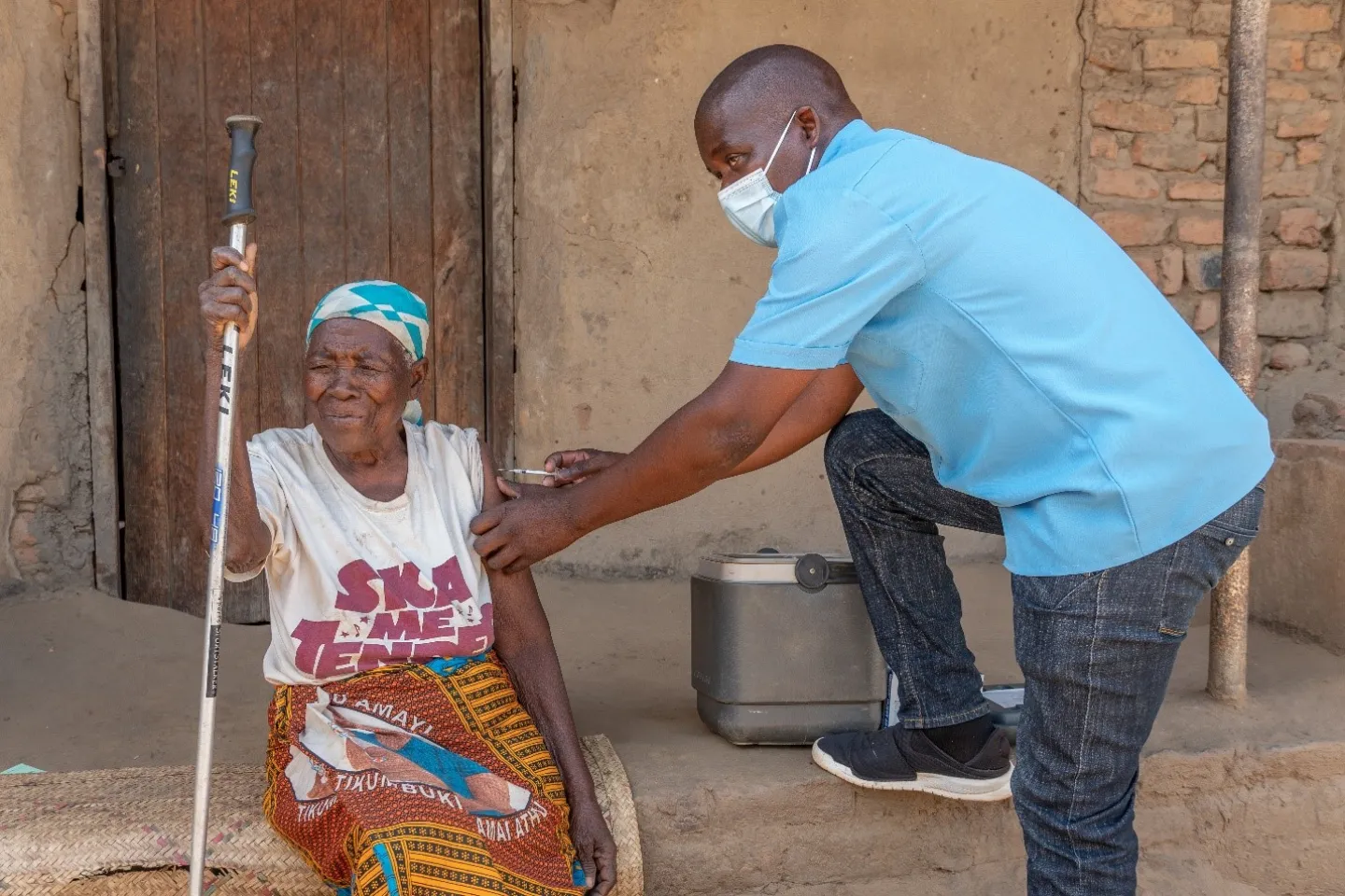 Finally, a dose for Grandma Elfas at home in Rumphi, northern Malawi, thanks to a UNICEF-supported COVID-19 express vaccination campaign