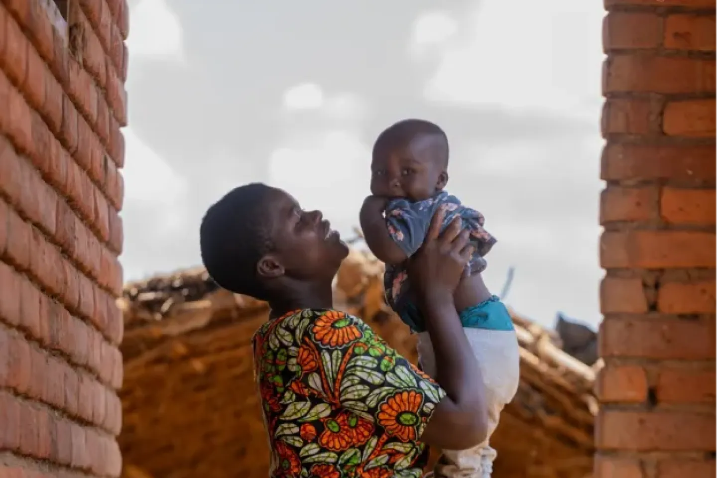 Mwayiwawo with her child.