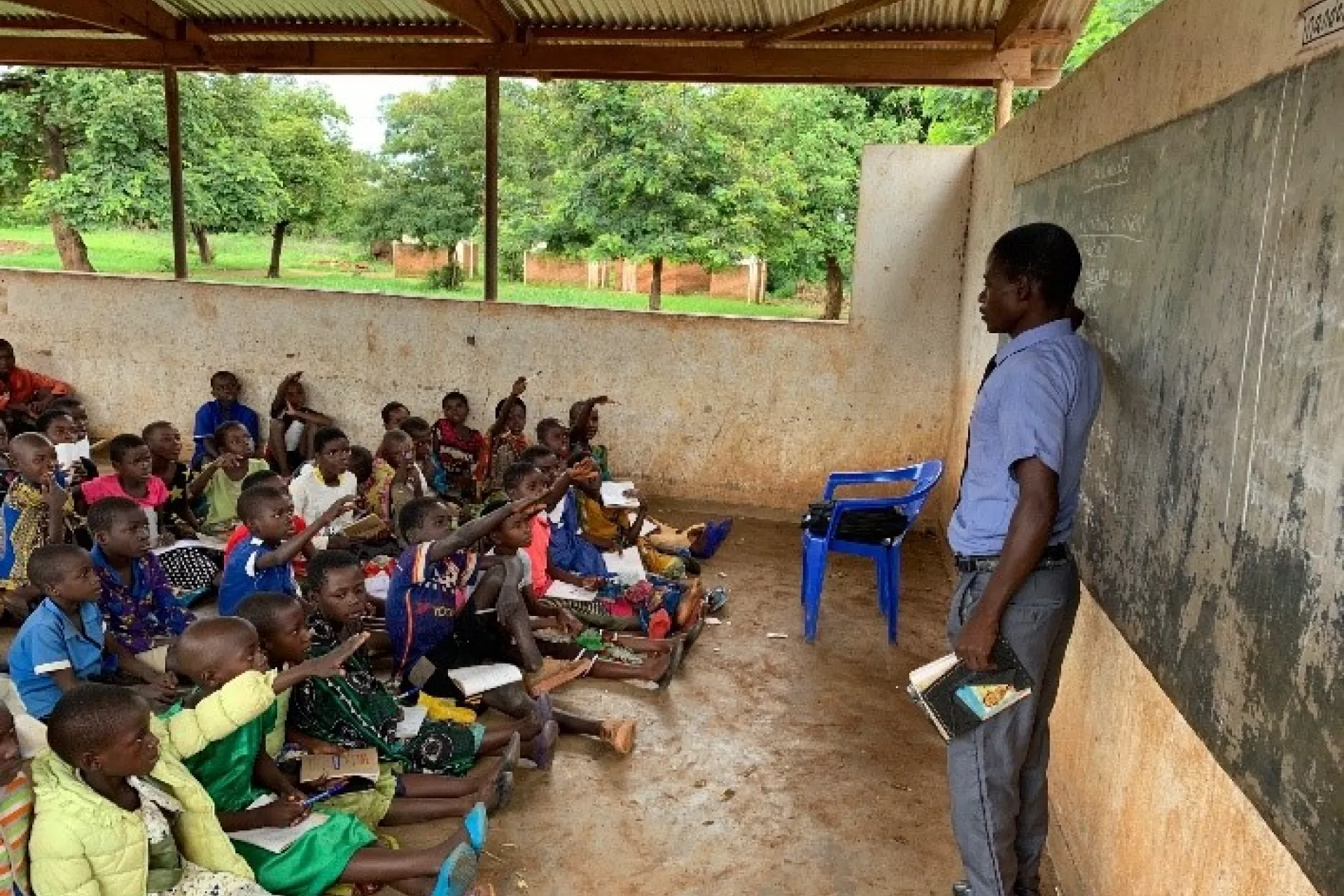 Students in class at Mpondamwala Primary School in rural Lilongwe