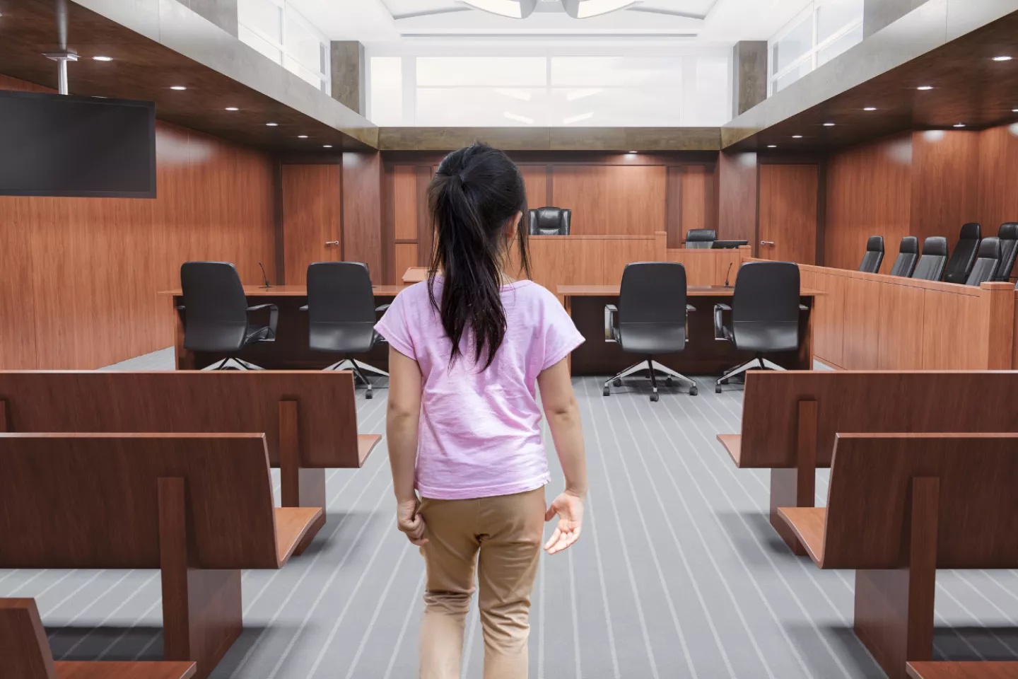 Child in courtroom alone