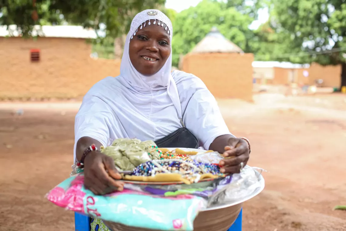 Djeneba Kouyat&eacute;, 30 ans, b&eacute;n&eacute;ficiaire d'un appui financier pour d&eacute;velopper son activit&eacute; commerciale..
