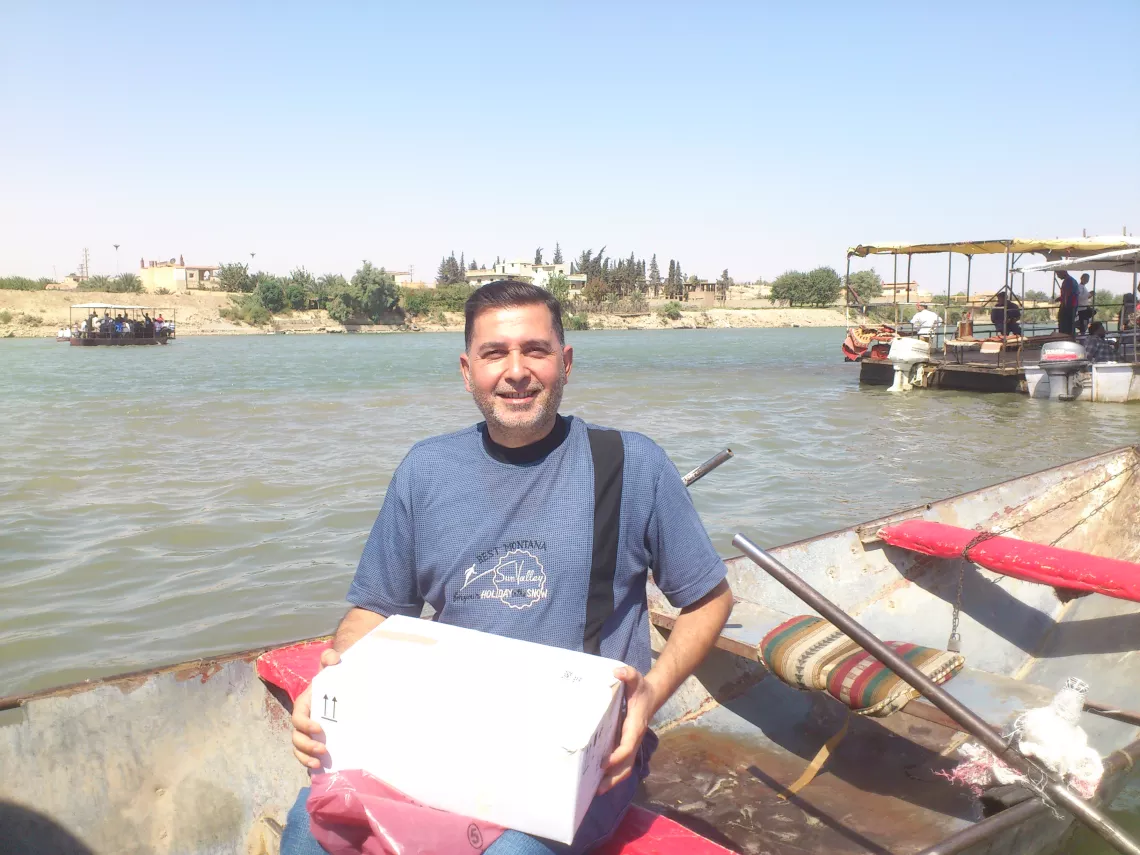 Dr. Suliman on his way to deliver polio vaccines during the siege in Deir-ez-Zor.