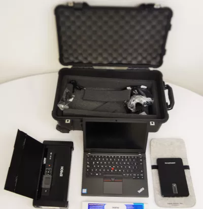Kit port&aacute;til de registro de nacimiento