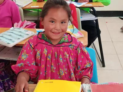 Ni&ntilde;a en la sierra Tarahumara