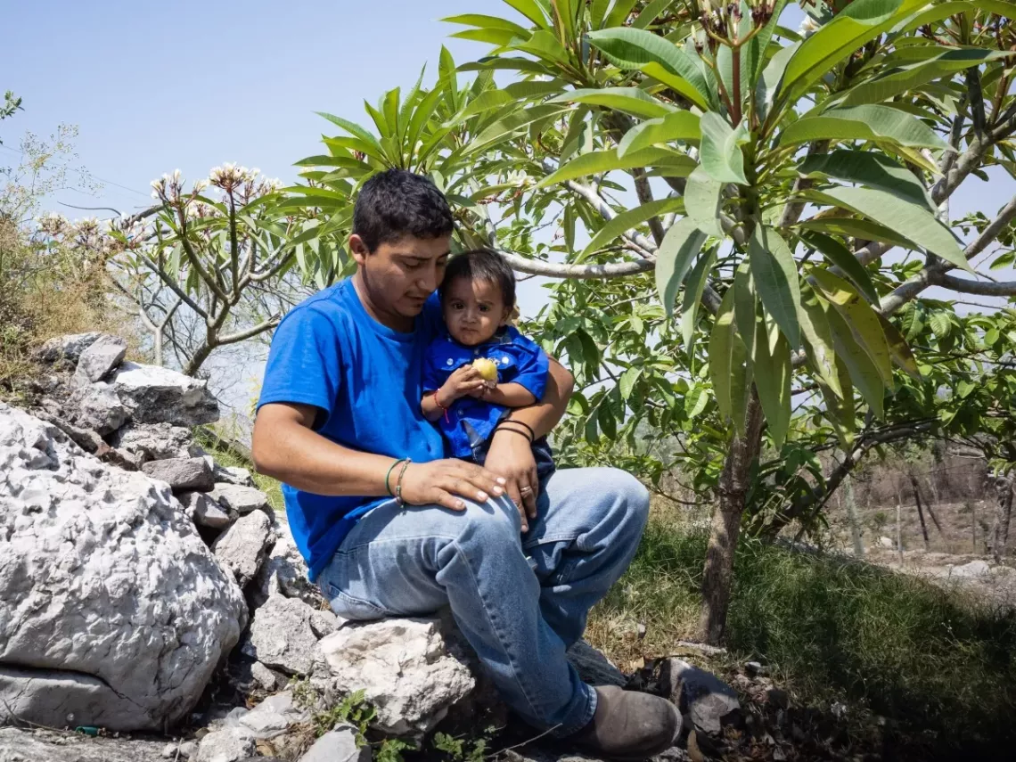 Un pap&aacute; con su hijo