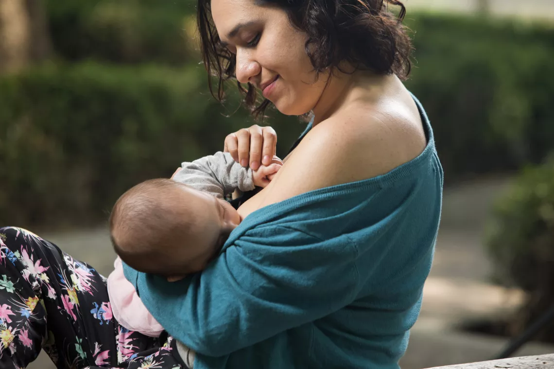 La leche materna es el mejor alimento para ni&ntilde;os y ni&ntilde;as durante sus primeros 6 meses de vida.