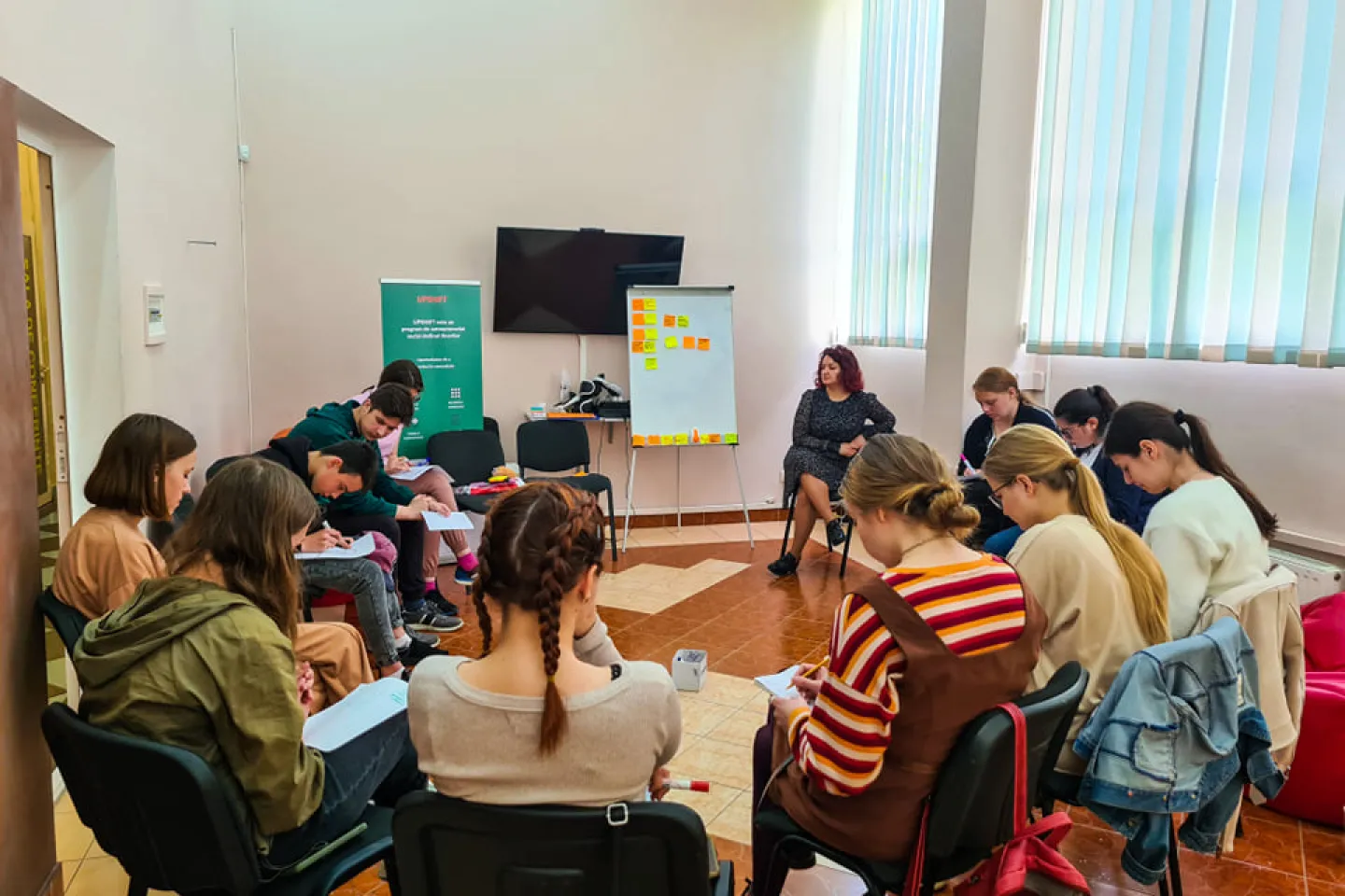 Tineri din Republica Moldova și Ucraina participă la sesiunile din cadrul proiectului UPSHIFT 