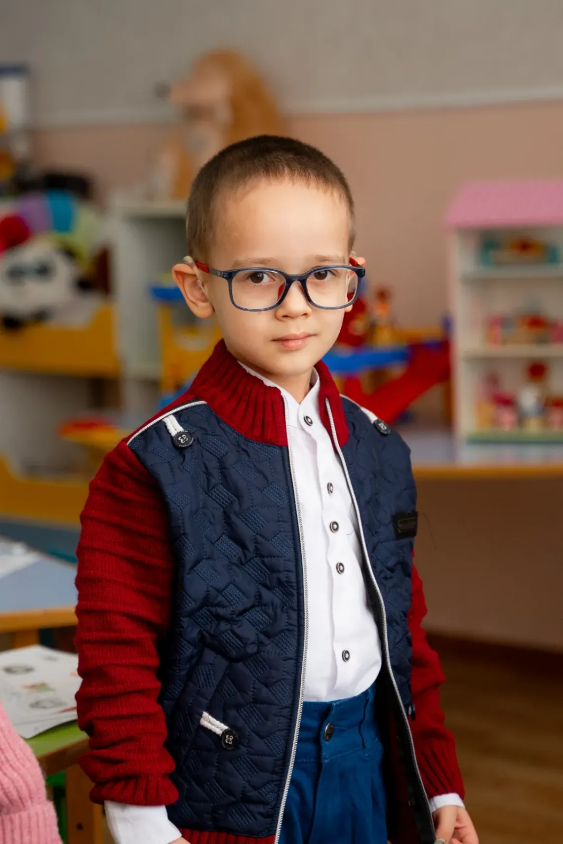 Damian, &icirc;n v&acirc;rstă de 5 ani, la grădiniță