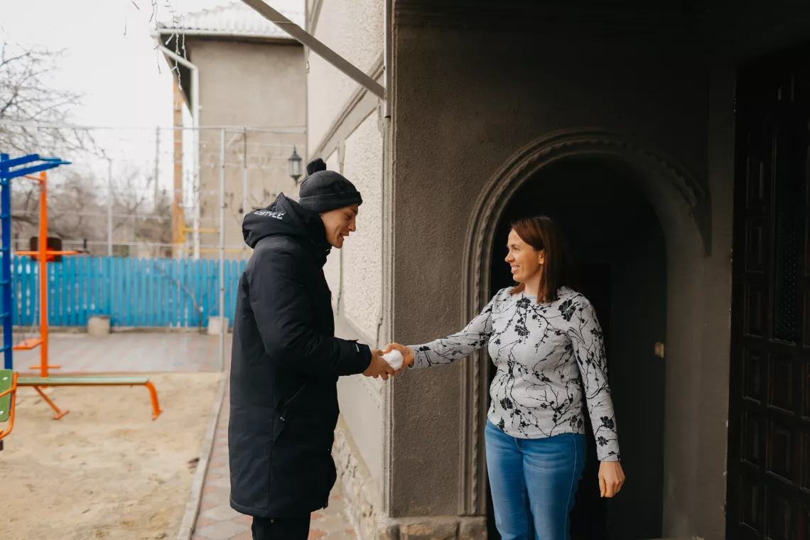 Familiile din Moldova, care prestează servicii de asistență parentală profesionistă, oferă siguranță și protecție copiilor refugiați din Ucraina 