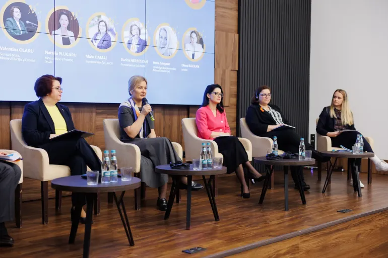 Moldova consolidează sprijinul pentru părinți și &icirc;ngrijitori: au fost prezentate rezultatele Studiului național privind programele de parenting