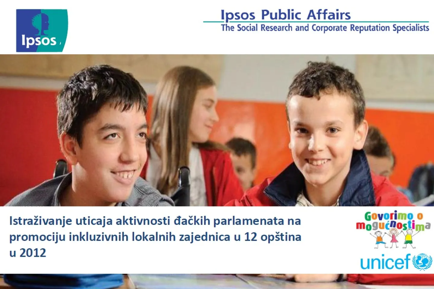 Dva dječaka u učionici