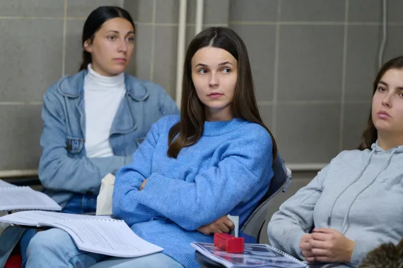 Pun&euml;tori p&euml;r student&euml;, n&euml;ntor 2025