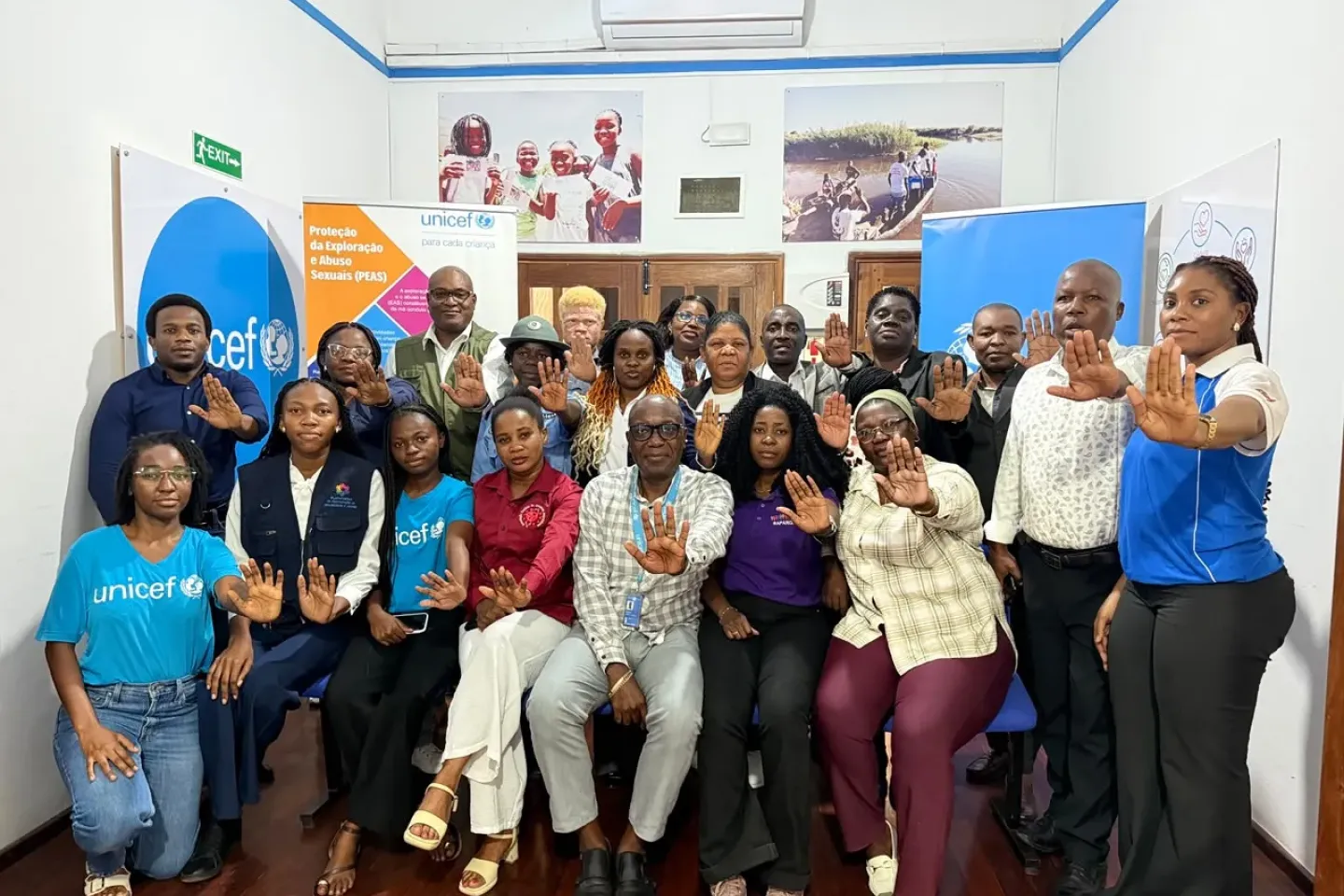 Family photo with UNICEF Zambezia team.