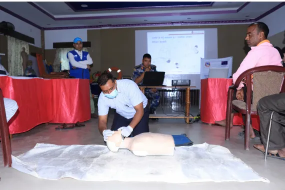 Session of strengthening community preparedness through disaster preparedness and response training