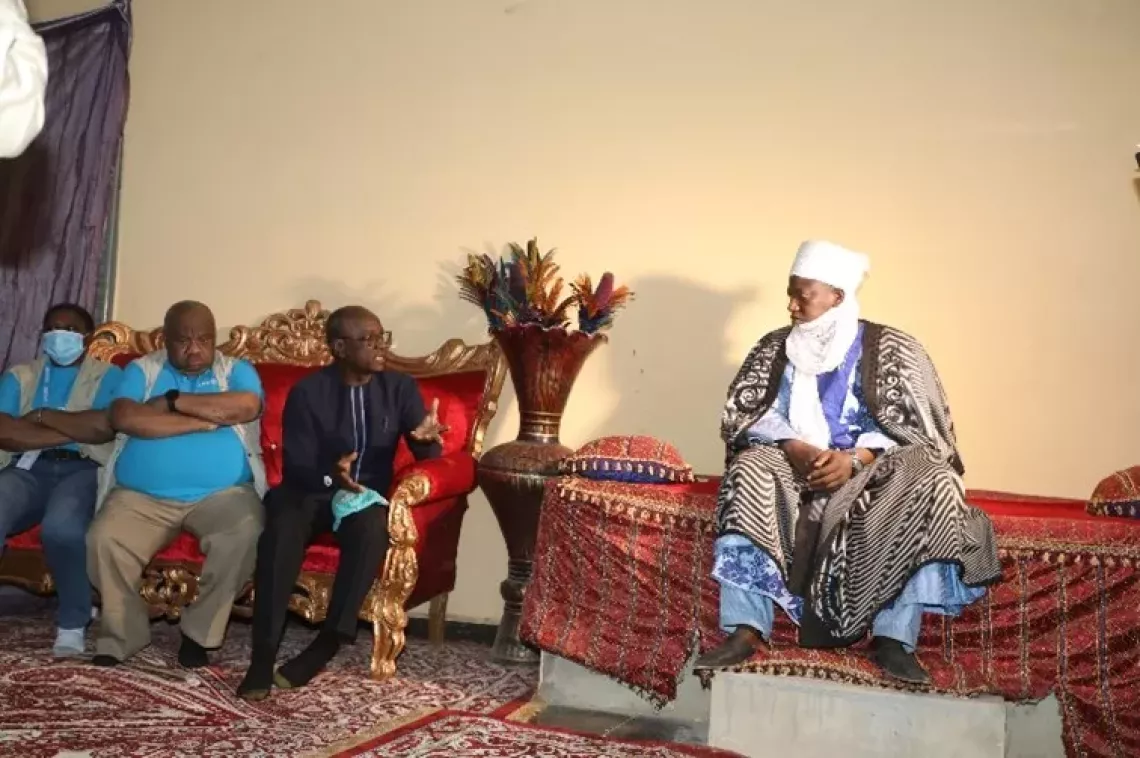 Sa Majest&eacute; AbdoulKadr Amadou Issaka, chef de canton de Kantch&eacute;