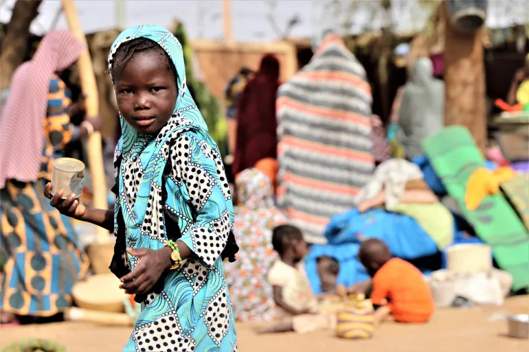 Displaced girl in Tillabery