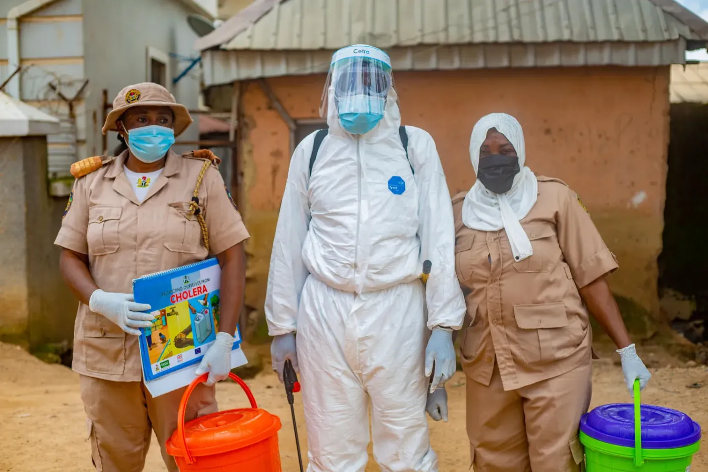 With support from UNICEF, Isa Mohammed, WASH Surveillance official leads the fumigation of affected communities during cholera outbreak response.