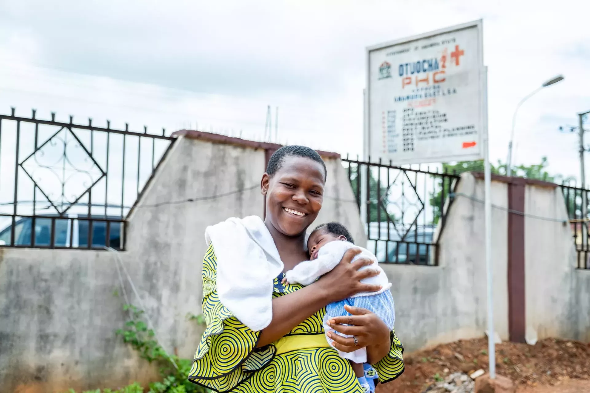 A portrait of Christiana Nnazoba and her 3 weeks old baby, Glory Nnazoba 
