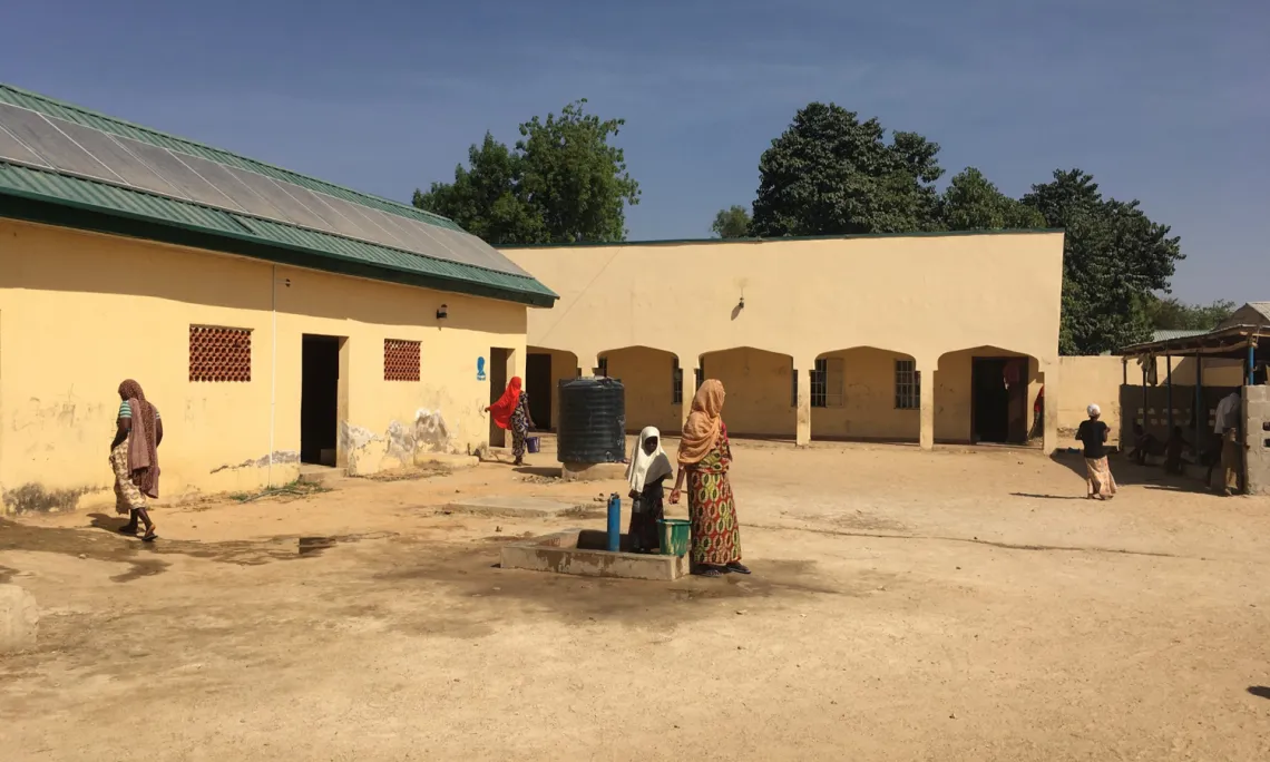 children-at-transit-centre