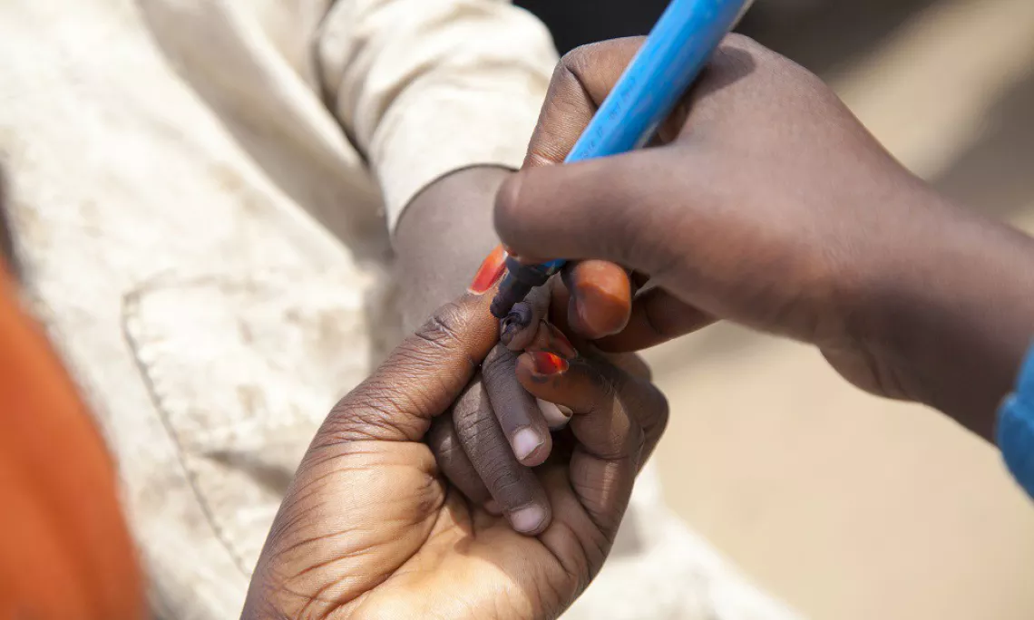 marking-child-that-received-vaccination