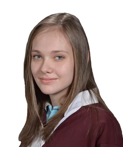 Mihaela, 15