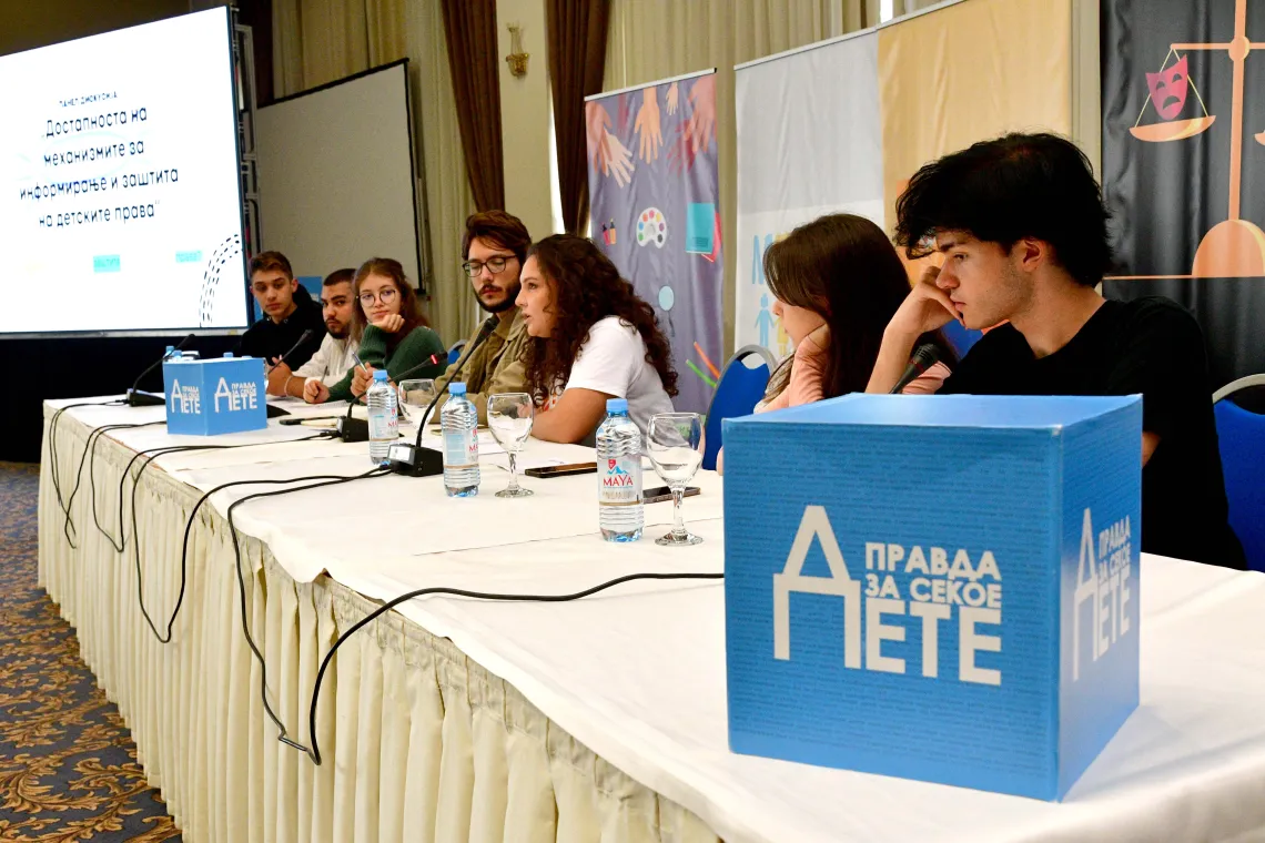 Youth Advocates presenting their solutions to a forum of government representatives, academia, civic sector and other partners. 