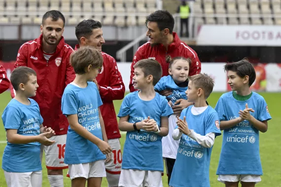 Children wearing blue t-shirts at the friendly football match between North Macedonia and Azerbaijan (20 November)