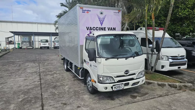 UNICEF and Australia are working with Samoa to improve access to vaccinations across the country, with an innovative new vaccine delivery vehicle handed over today. 