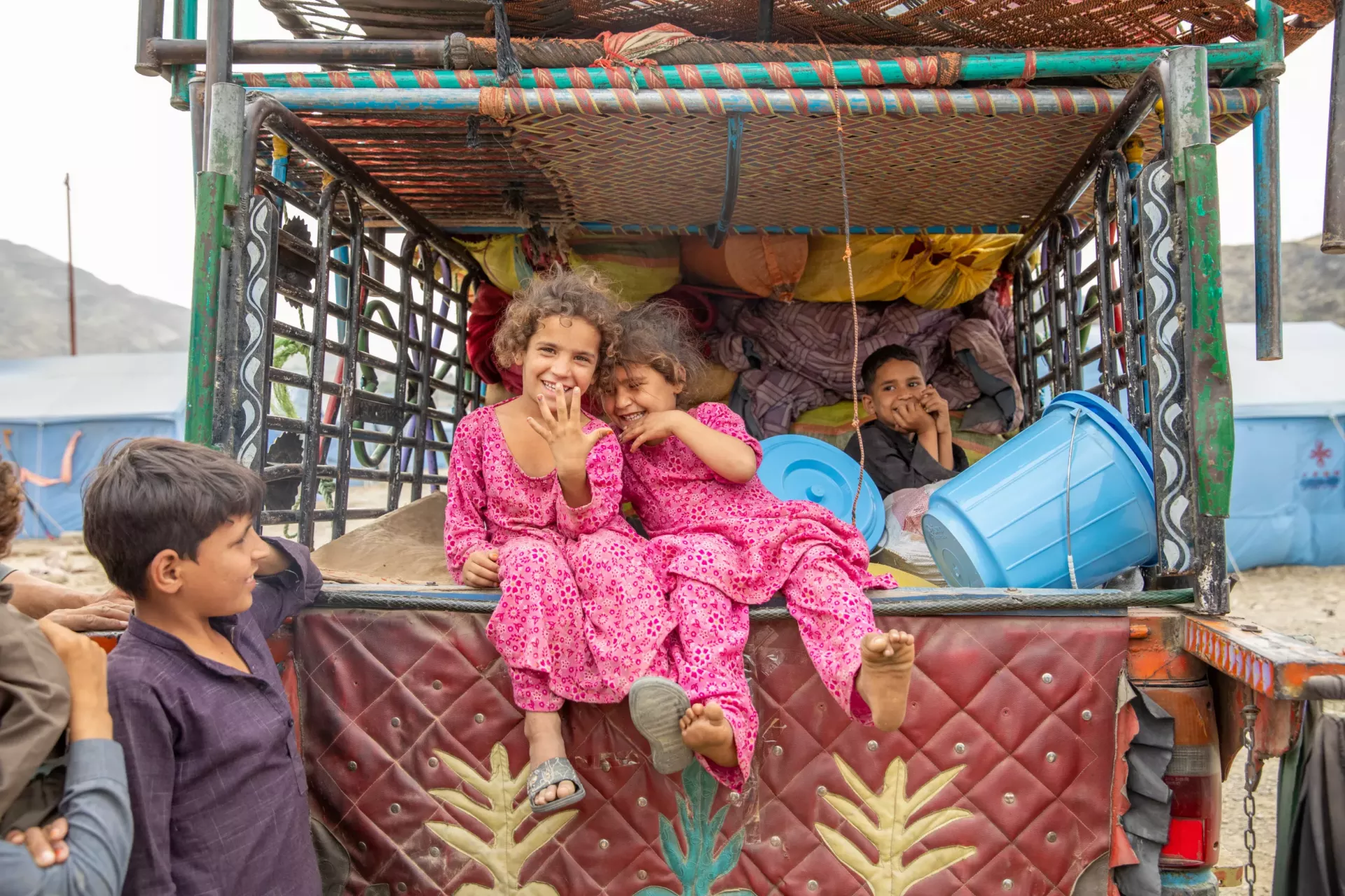 Afghan children 