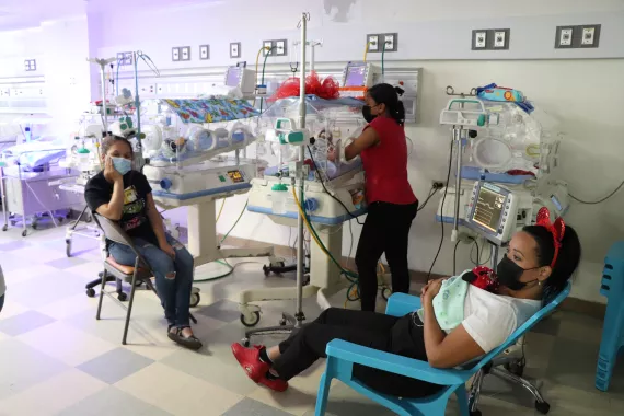 Programa M&eacute;todo Canguro_Prematuro, beb&eacute; bajo peso, reci&eacute;n nacido