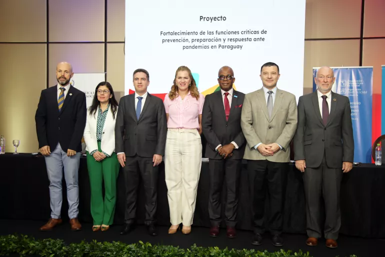 Foto lanzamiento proyecto fondo de pandemias