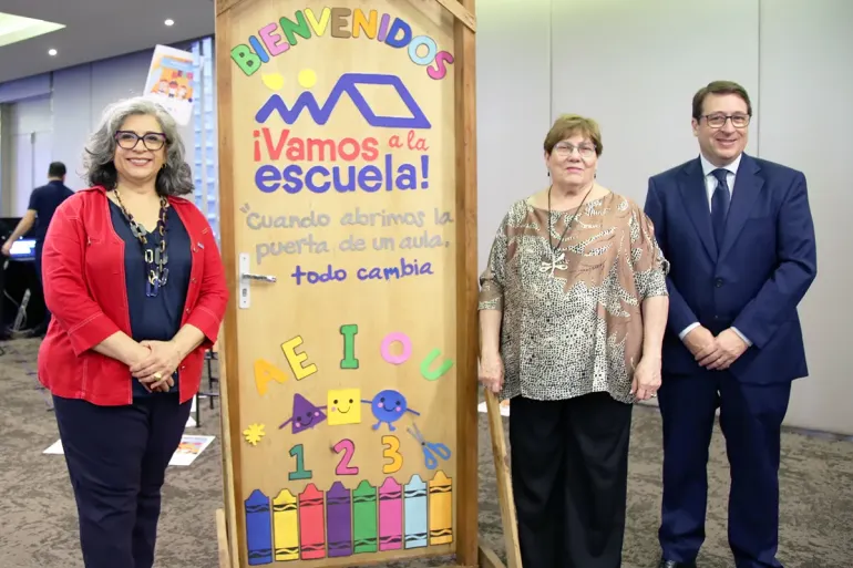 Foto cierre Vamos a la escuela