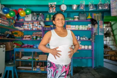 Mujer embarazada Per&uacute;
