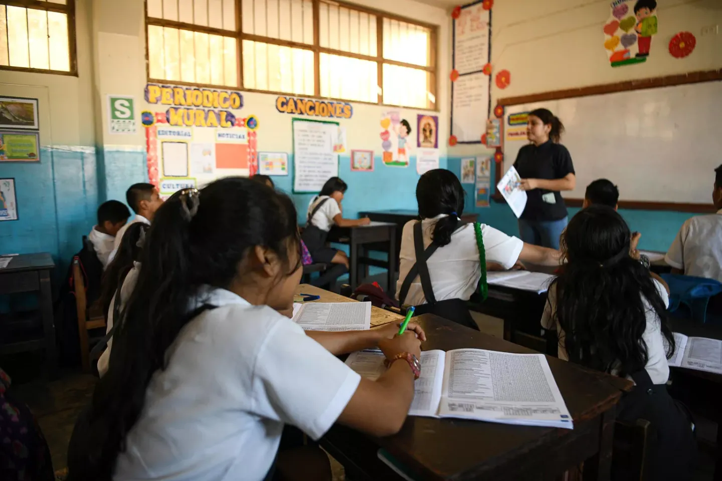 estudiantes peruanos