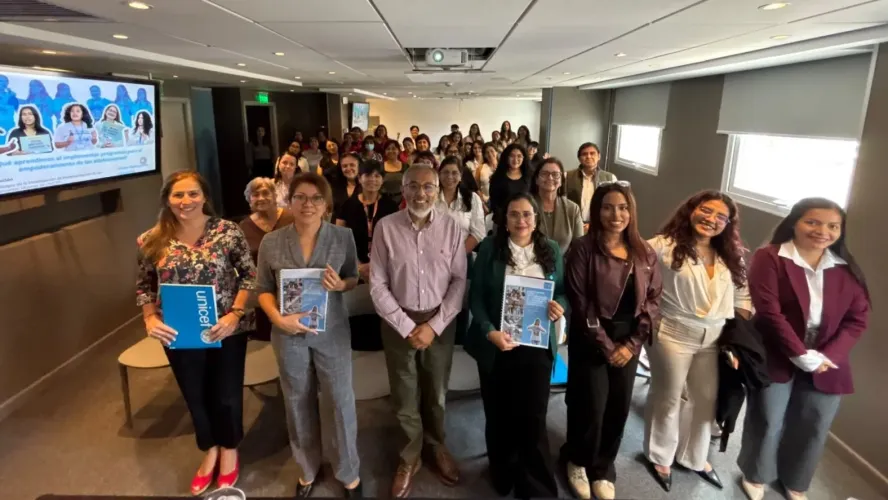 Empoderar a las adolescentes requiere transformar los entornos que limitan sus oportunidades, revela estudio de UNICEF