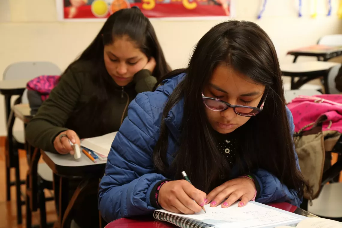 Estudiantes de escuela en Per&uacute;