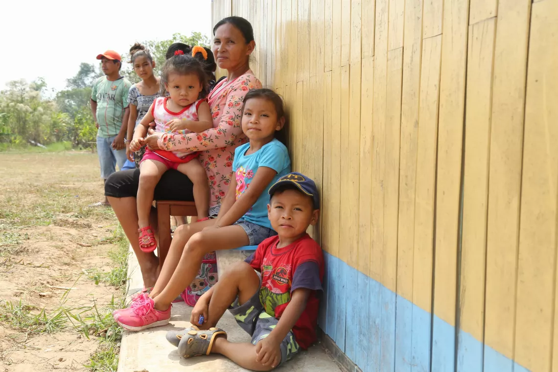 Ni&ntilde;os peruanos 