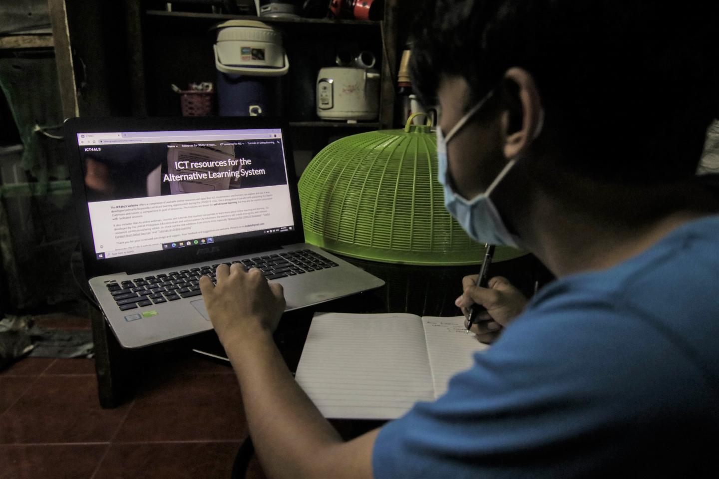 essay about experience in pandemic philippines