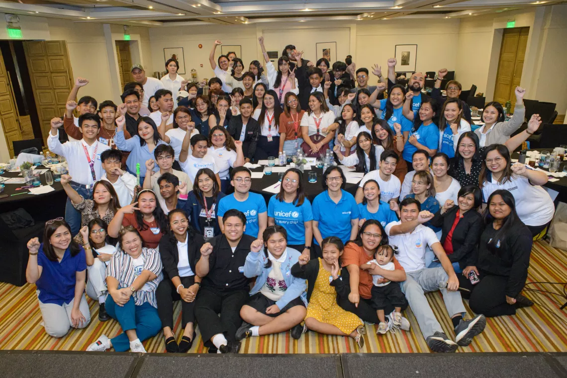 DigiCamp youth engagement on Digital Responsibility and online safety